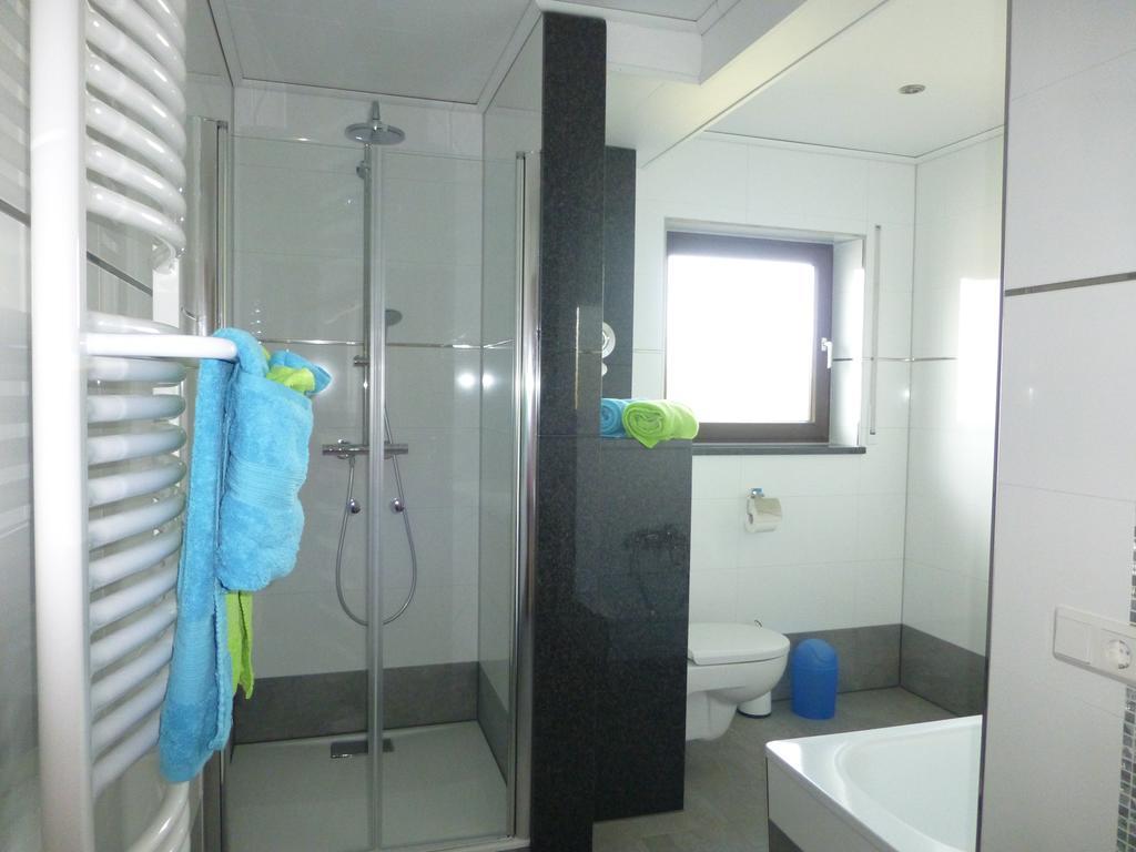 Waldbrunn  Ferienwohnung Irmgard Und Ferienwohnung Gerlinde חדר תמונה