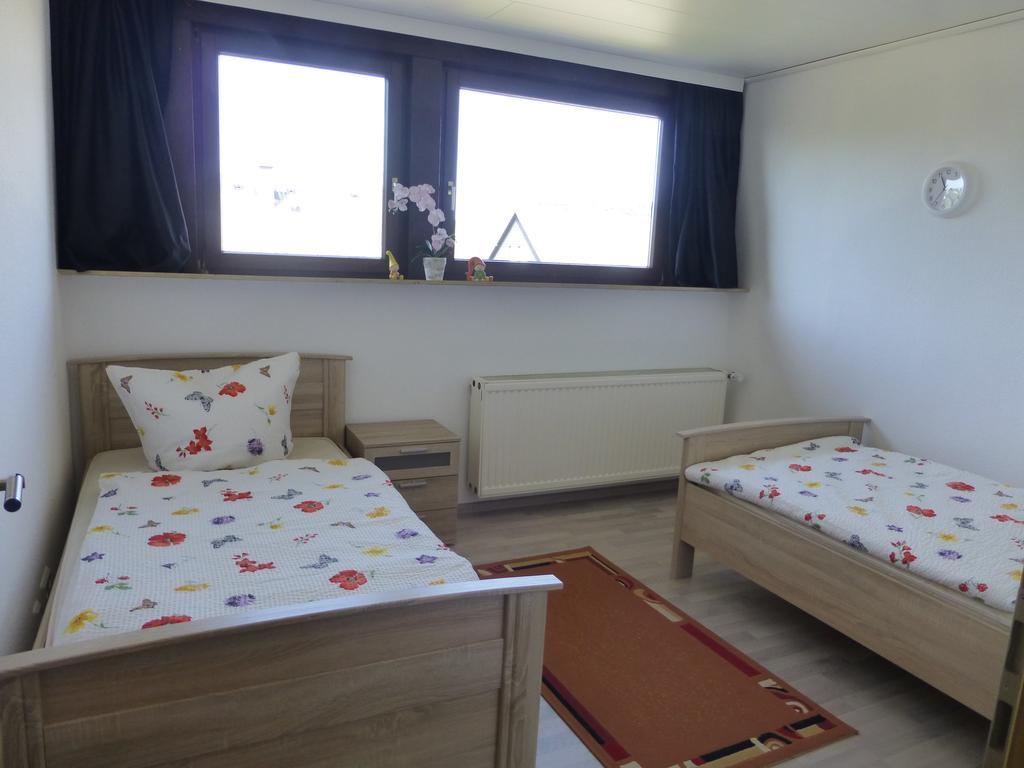 Waldbrunn  Ferienwohnung Irmgard Und Ferienwohnung Gerlinde חדר תמונה